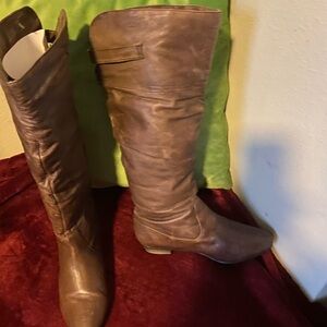 Brown Knee-High Women's Boots